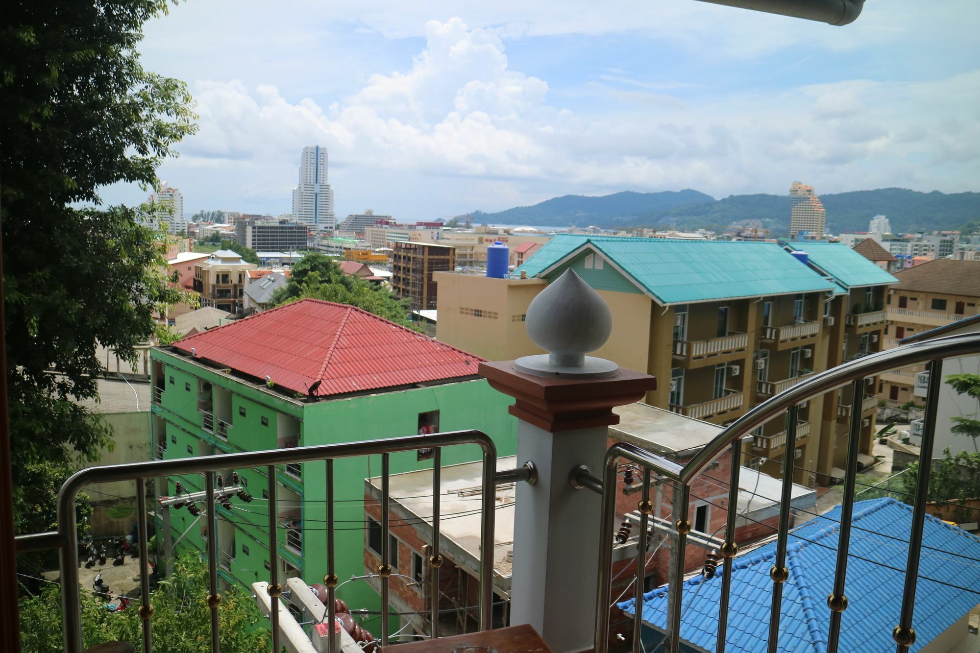 Grand View Hotel Patong Eksteriør billede